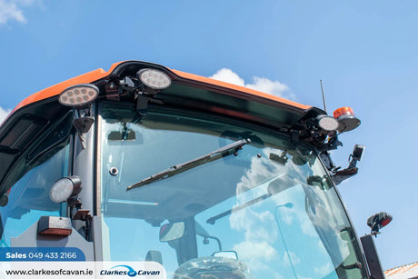 Kubota M6-132