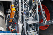Kubota M6-132