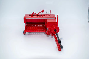 Massey Ferguson MF224 Square Baler Model 1:32 Scale Die-Cast by Universal Hobbies
