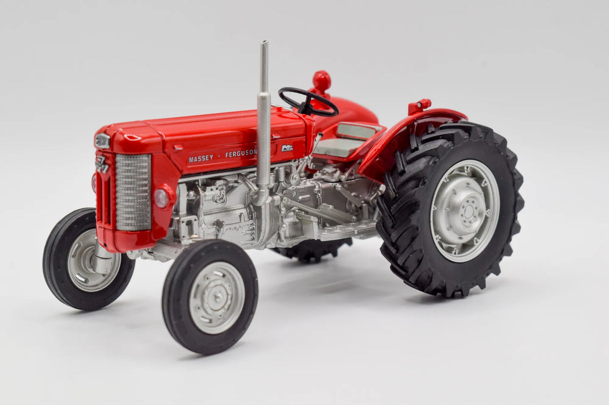 Massey Ferguson 65 Model Tractor 1:32 Scale Die‑Cast by Universal Hobbies