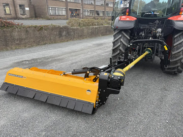 McConnel Magnum Elite Offset 225 Flail Mower