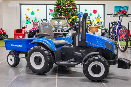 Peg Perego New Holland T8 Tractor & Trailer