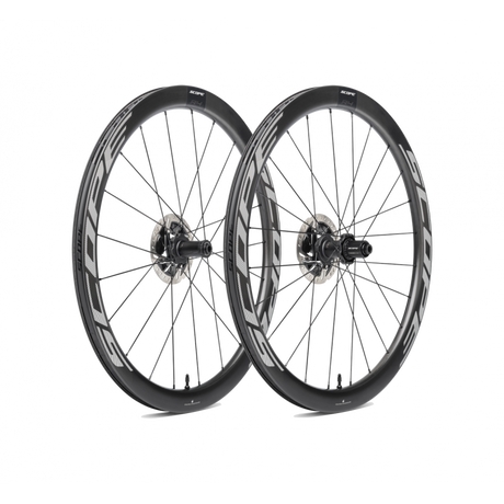 R4 Disc Carbon Road Wheelset - 45mm Aero, Diamond Ratchet Hub, Tubeless, 1585g