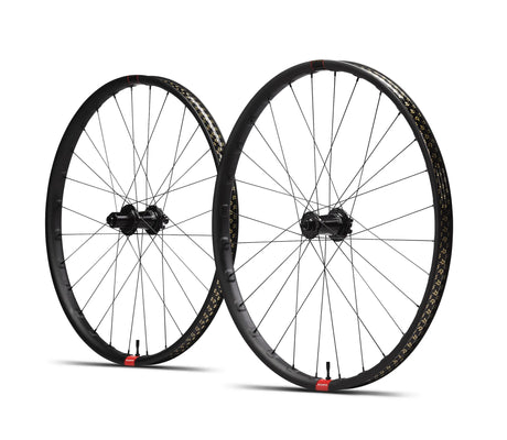 Reserve carbon 30 HD 27.5" wheelset