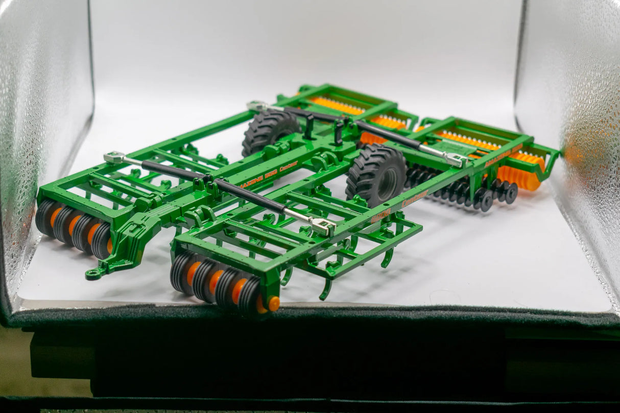 SIKU Amazone Centaur - Multifunctional Soil Cultivation Model