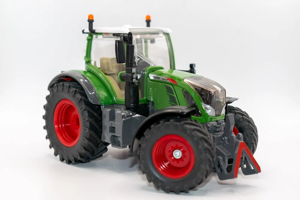 SIKU Fendt 724 Vario - Authentic 1:32 Scale Model Tractor