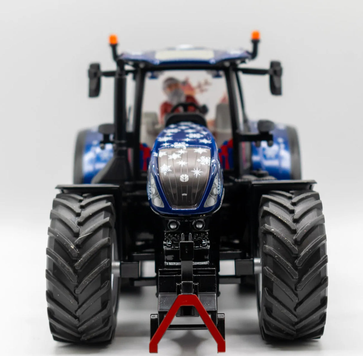 Siku New Holland Christmas tractor