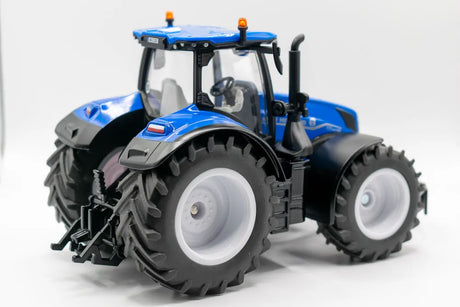 Siku New Holland T7.315 HD Tractor 1:32 Scale