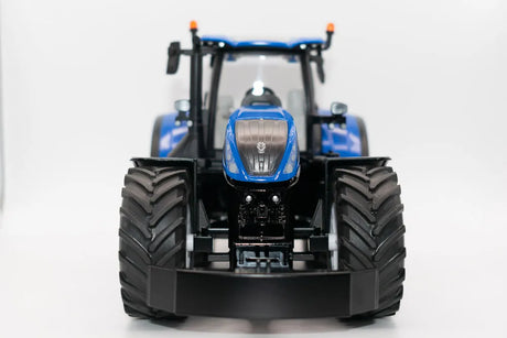 Siku New Holland T7.315 HD Tractor 1:32 Scale