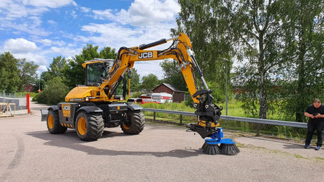 Slanetrac RB80 Mini Digger Block Paving Brush Cleaner Attachment