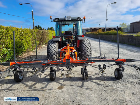Kubota TE4052 Tedder