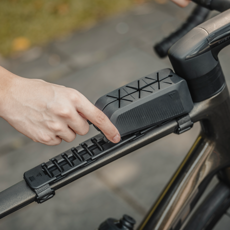 Topeak Fastfuel Tri Station TFF-B01 - Top Tube Nutrition Bag with FastFuel Cutter