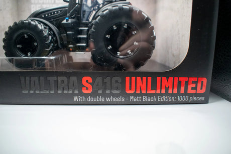 Valtra S416 Unlimited with double wheels matt black Model Tractor 1:32 Scale Die-Cast 4WD by Universal Hobbies