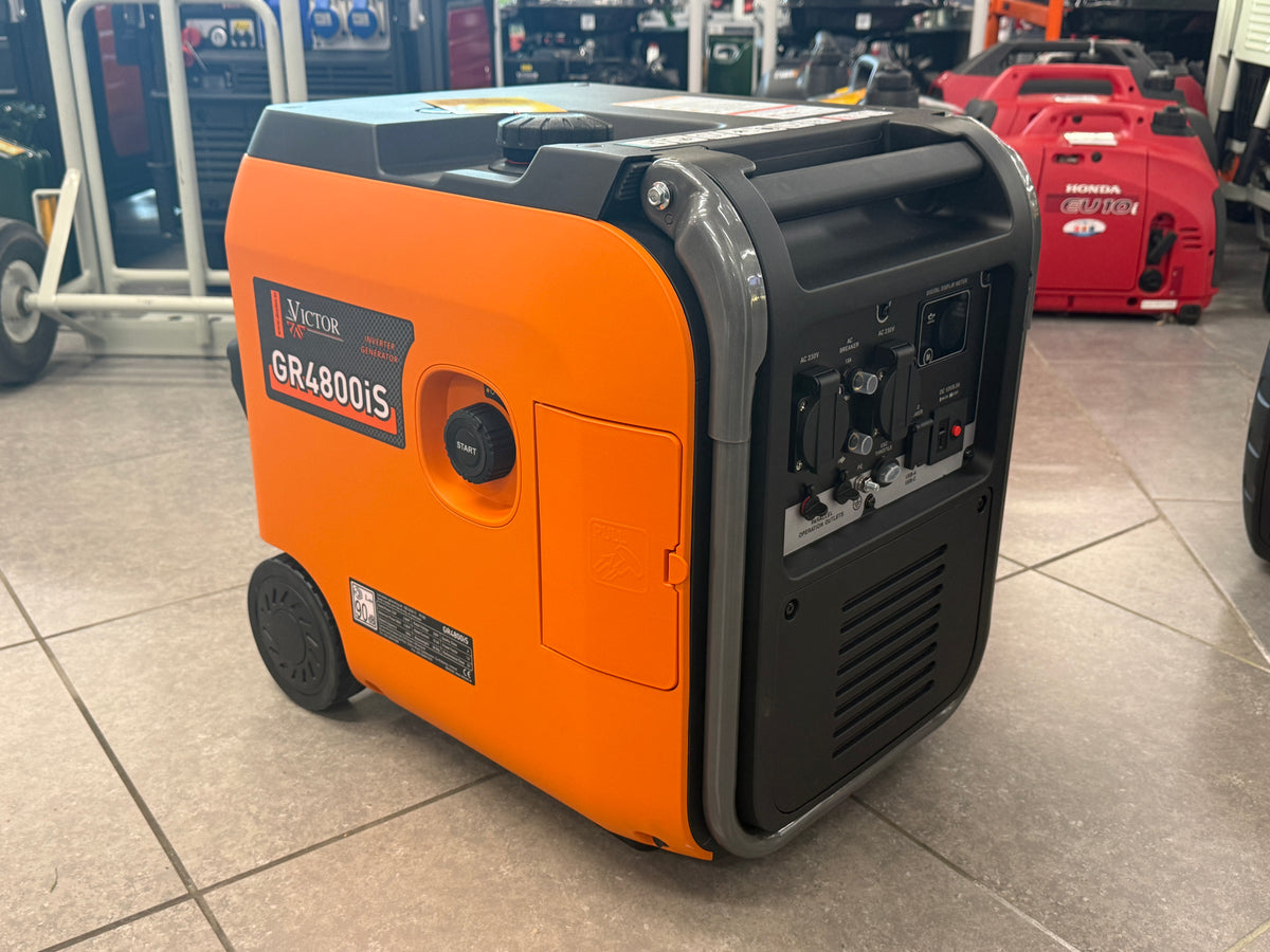 Victor GR4800IS 3.8KW / 4.75KVA Suitcase Invertor Generator