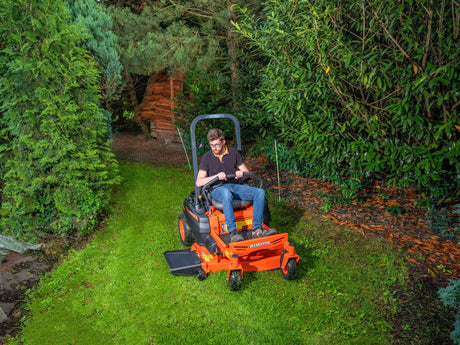 Kubota Z122R Zero Turn Lawnmower
