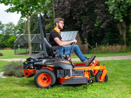 Kubota Z122R Zero Turn Lawnmower