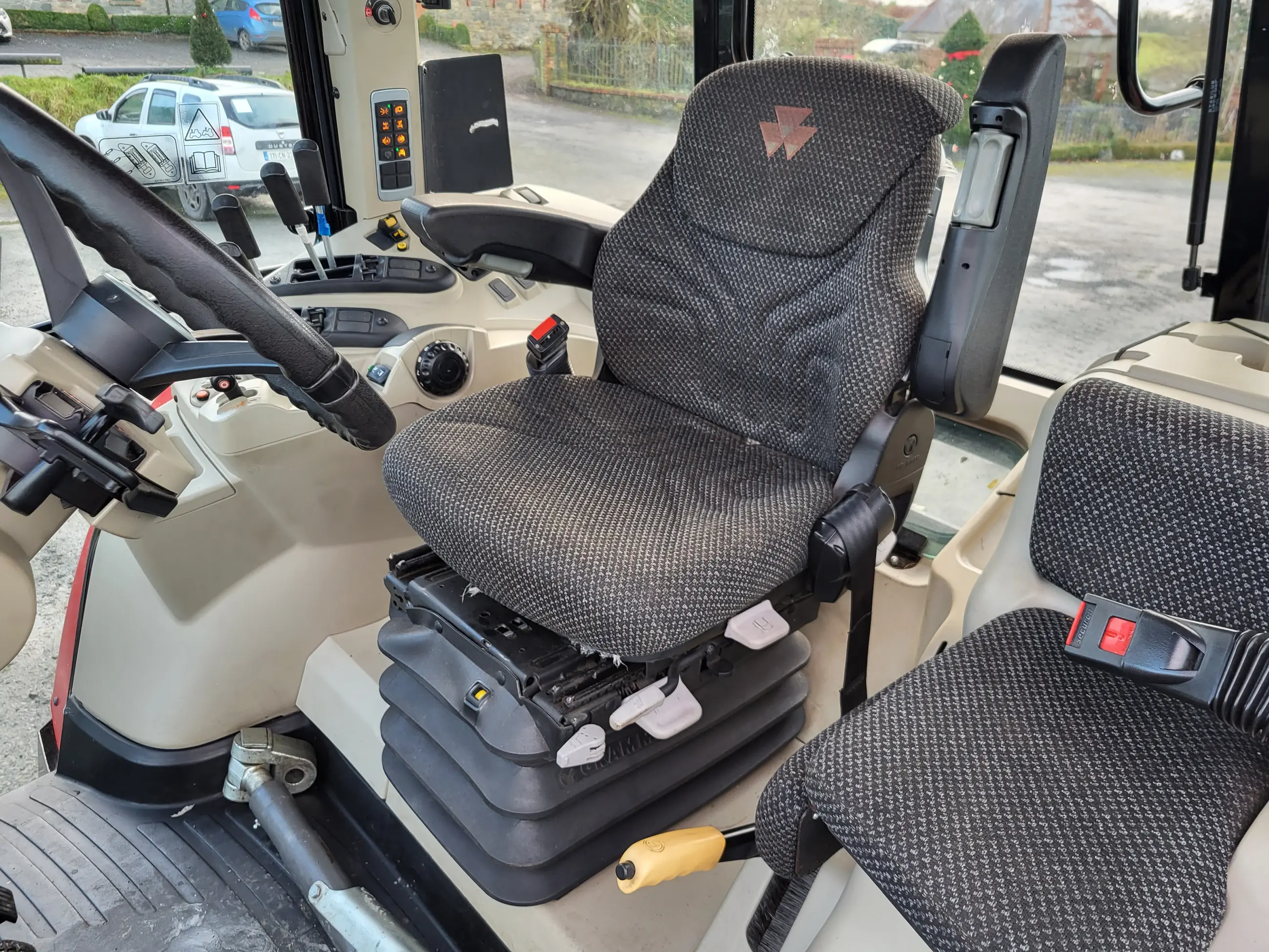 Massey Ferguson 7714S