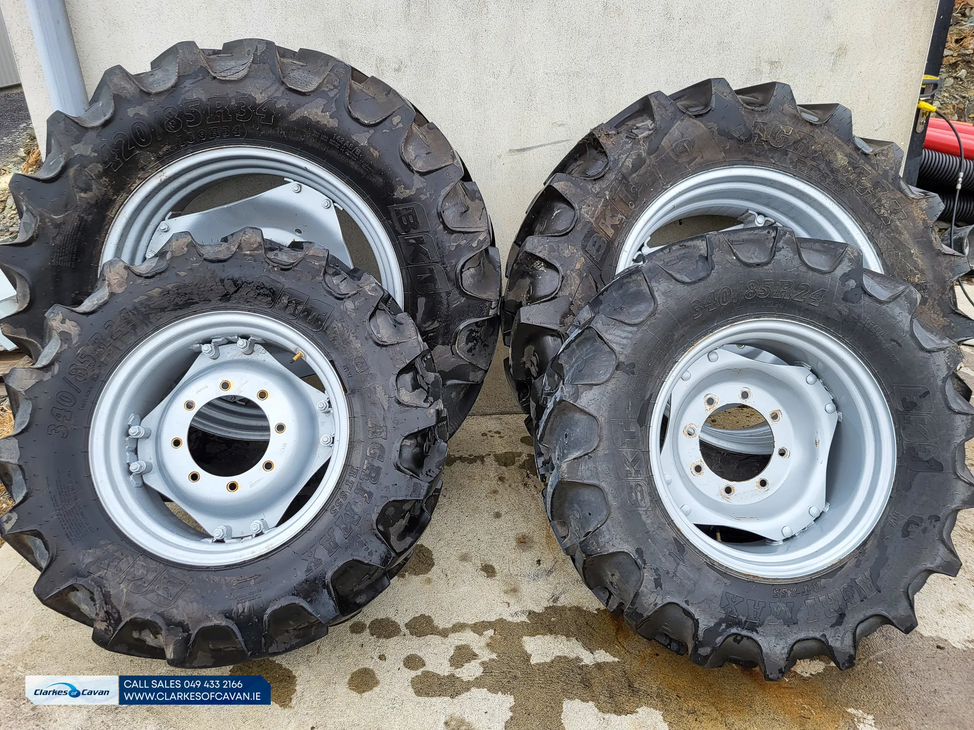 BKT Tyre Set - Front & Rear