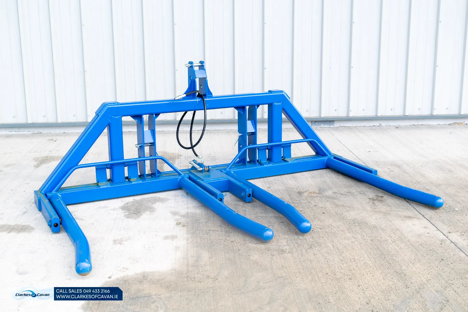 Dowd Engineering Hydraulic Double Bale Lifter