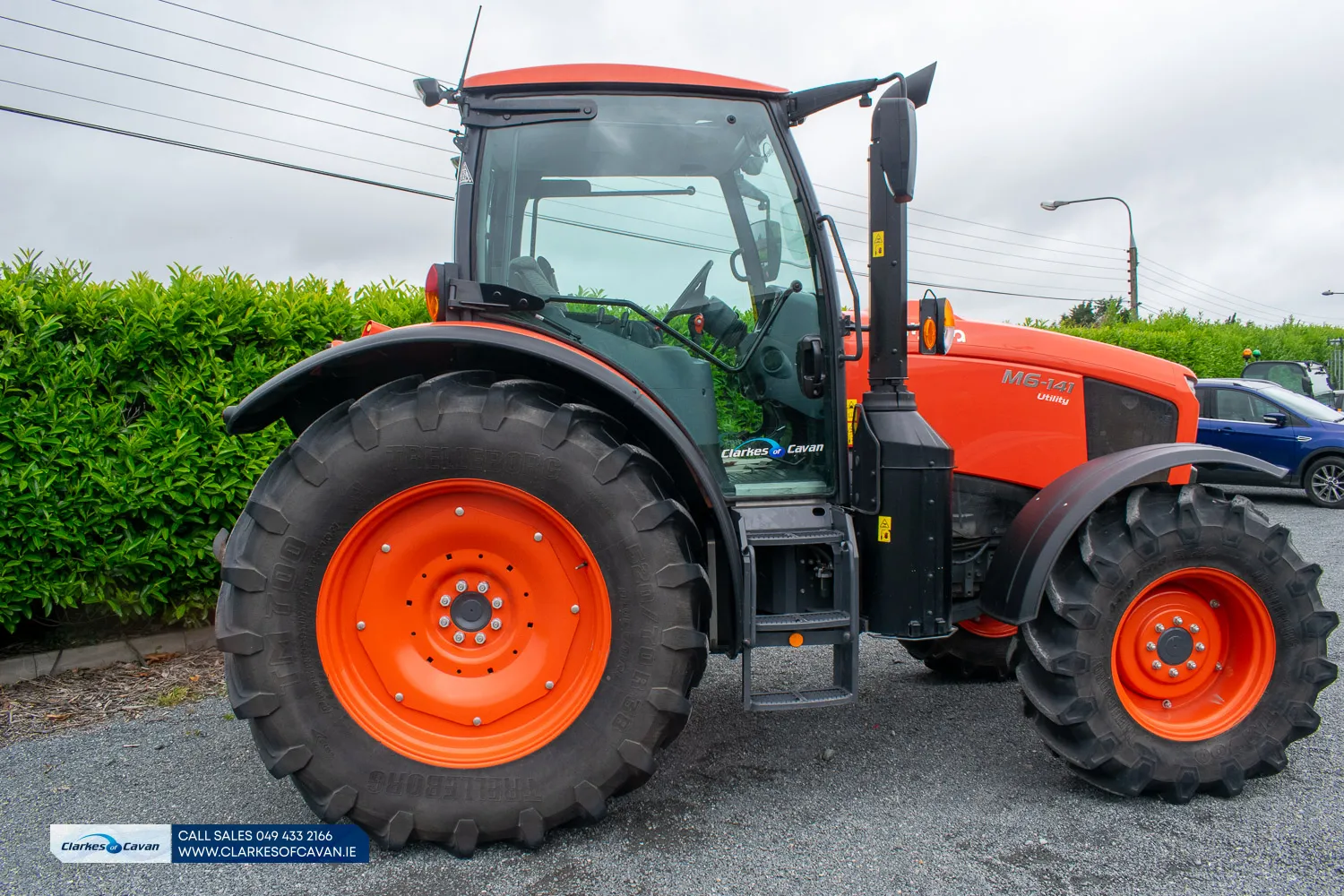 Kubota M6-141U