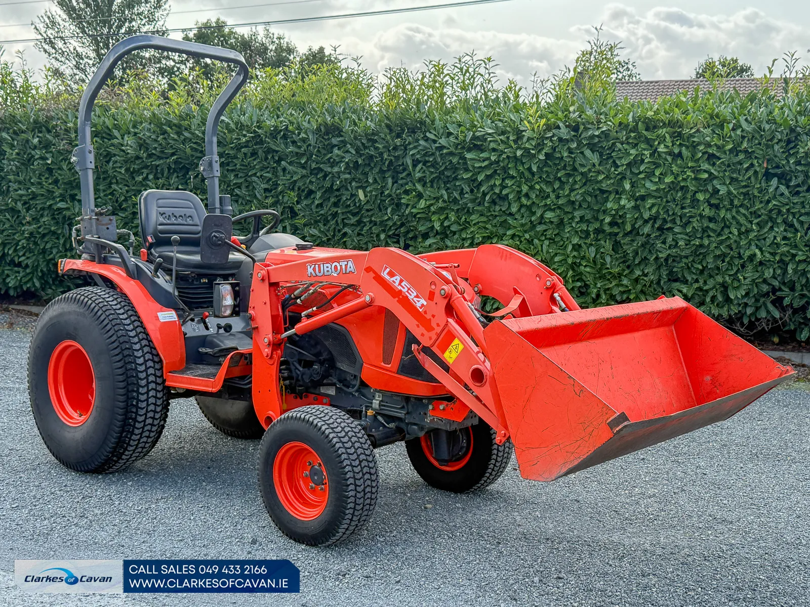 Kubota B3150 with LA534 Loader