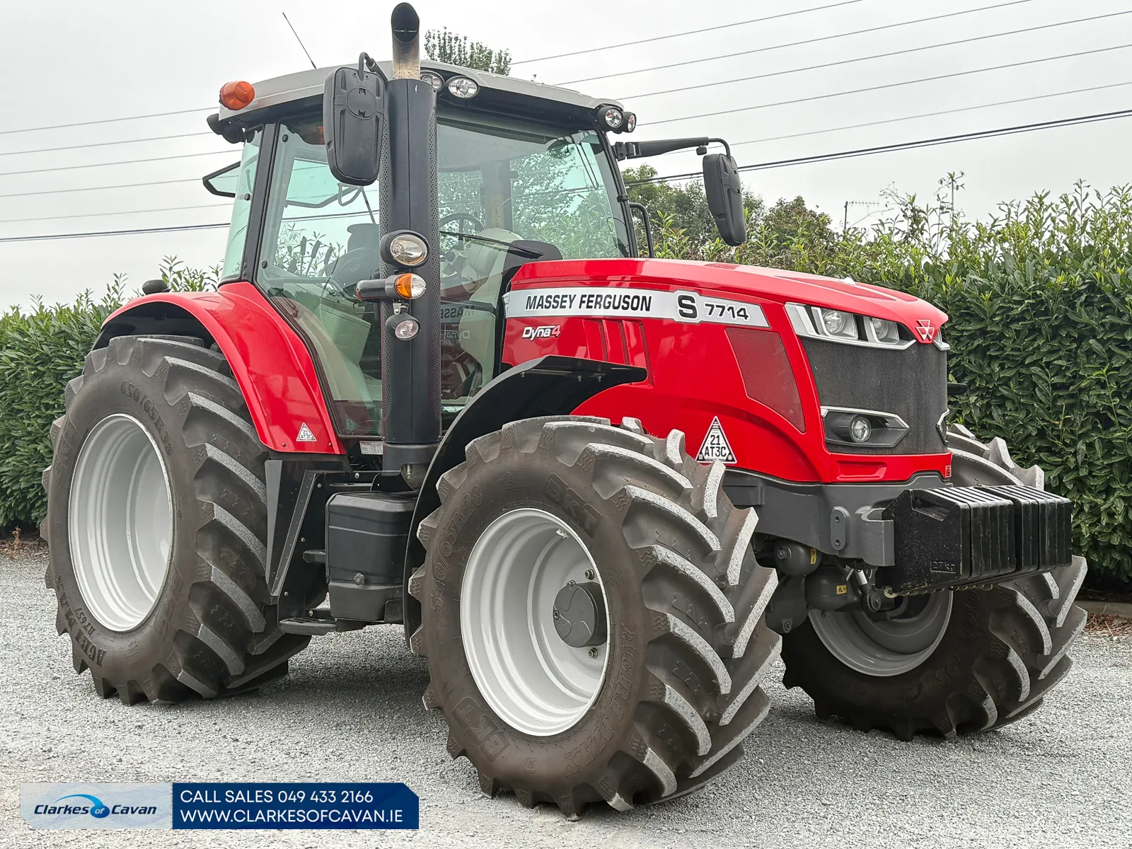Massey Ferguson 7714S