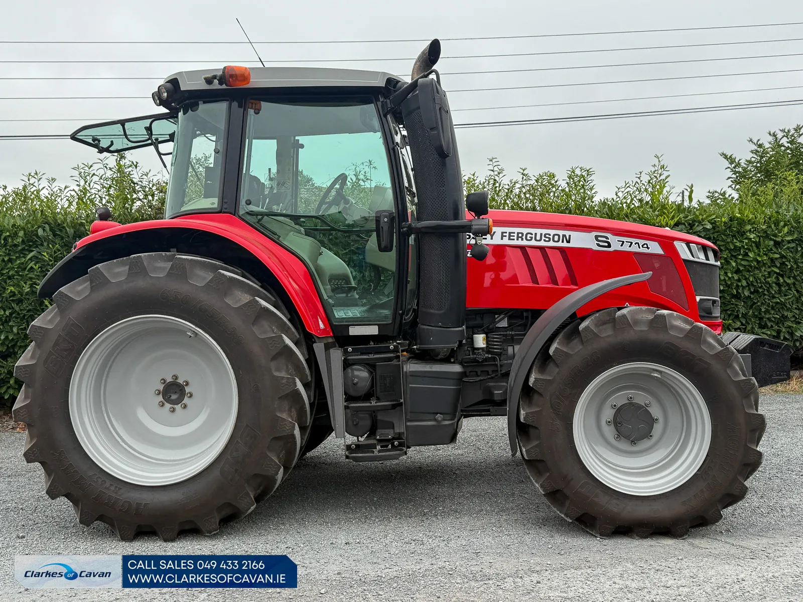 Massey Ferguson 7714S