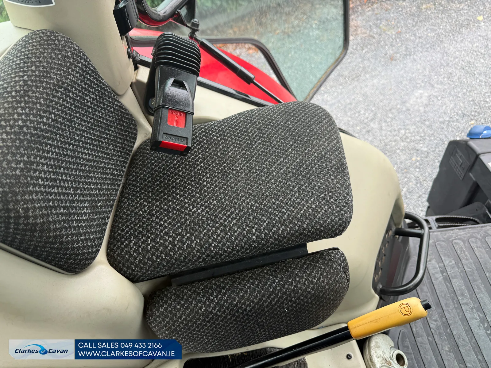 Massey Ferguson 7714S