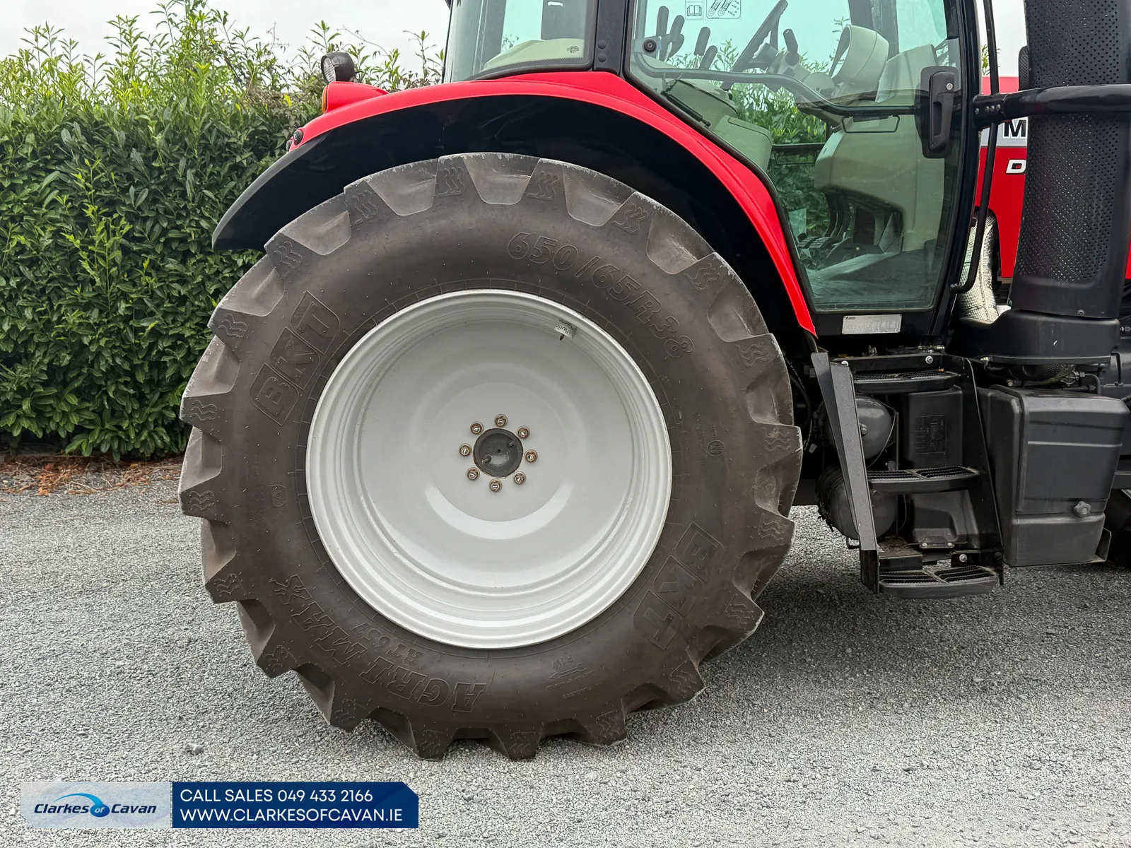 Massey Ferguson 7714S